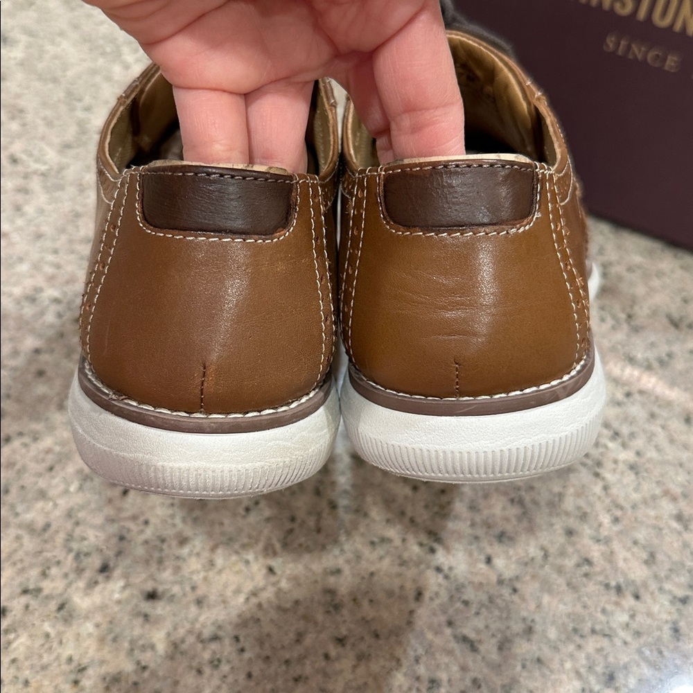 Johnston & Murphy Tan Leather Wingtip Derby Sneakers - Picture 4 of 11